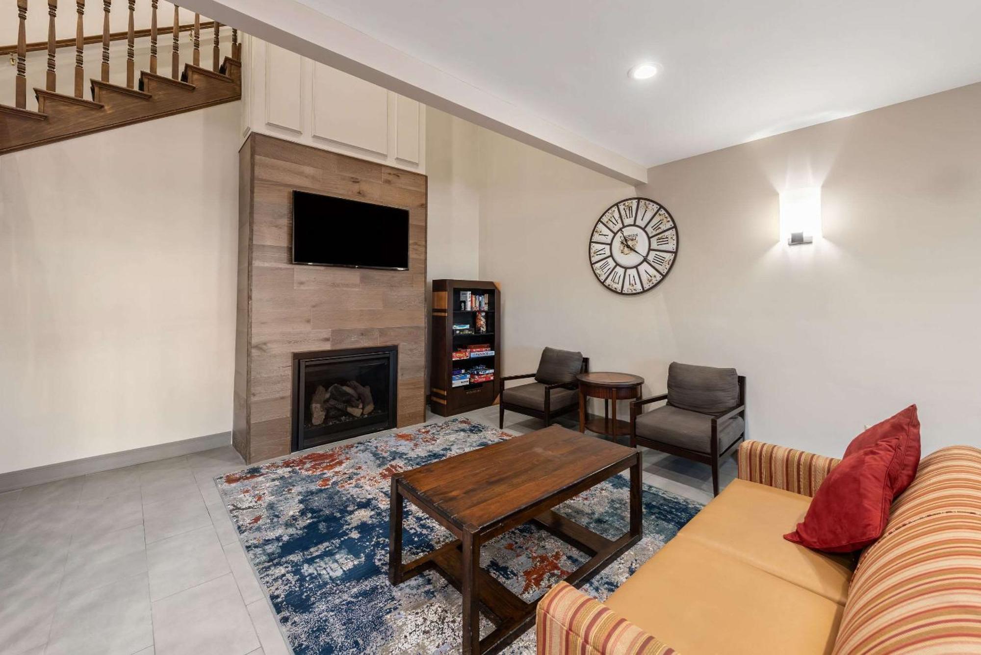 Country Inn & Suites By Radisson, Findlay, Oh מראה חיצוני תמונה