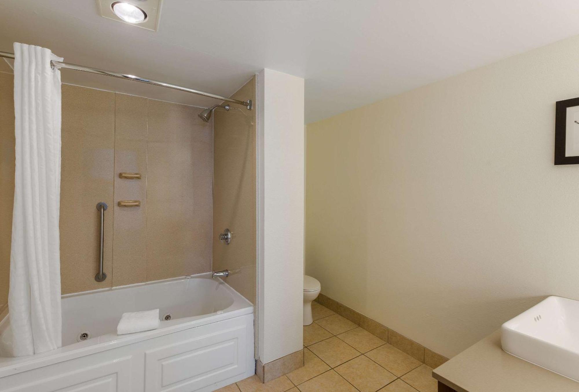 Country Inn & Suites By Radisson, Findlay, Oh מראה חיצוני תמונה