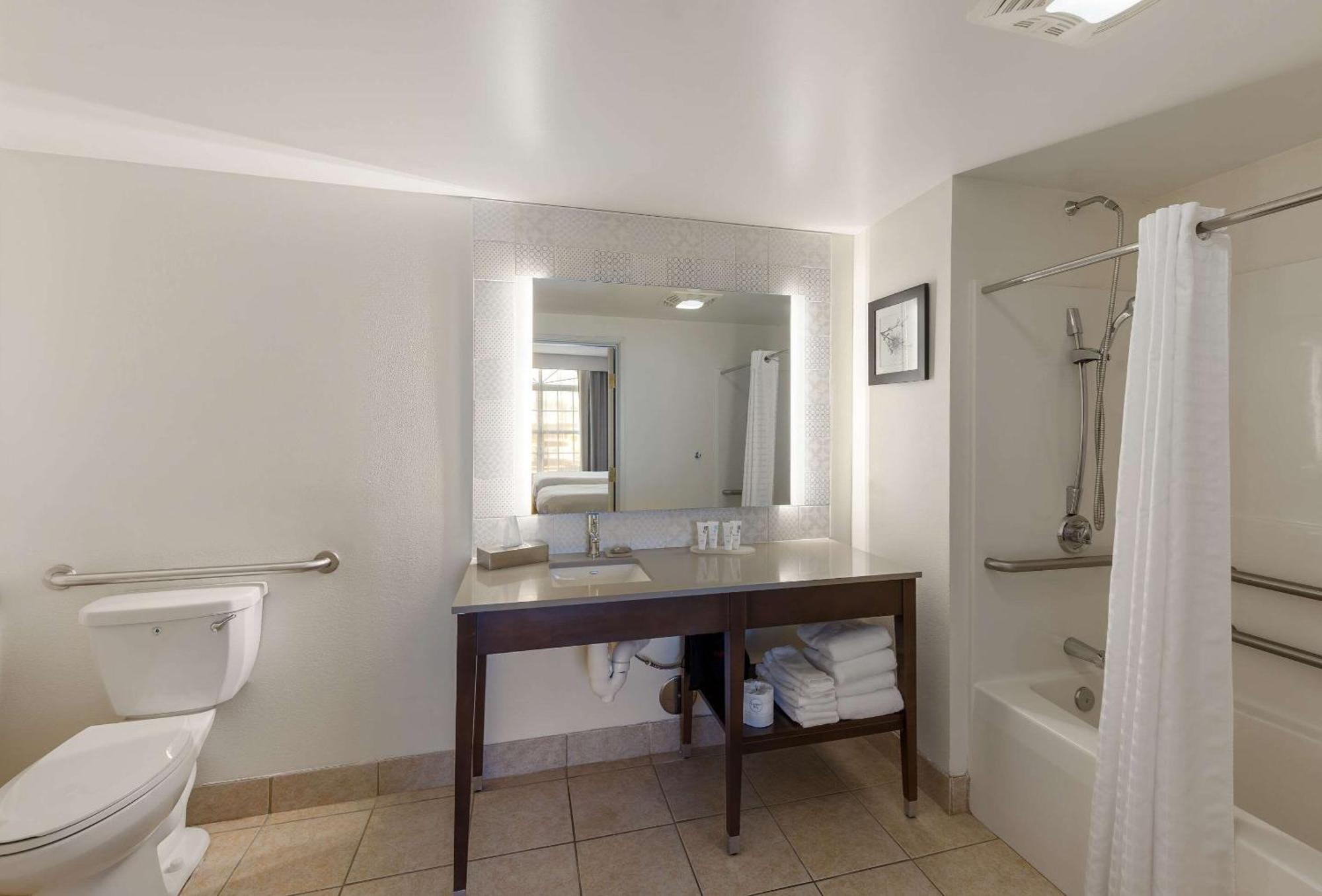Country Inn & Suites By Radisson, Findlay, Oh מראה חיצוני תמונה
